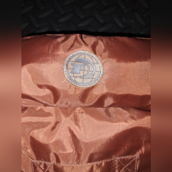 Fahrenheit puffer vest - Picture 9 of 12